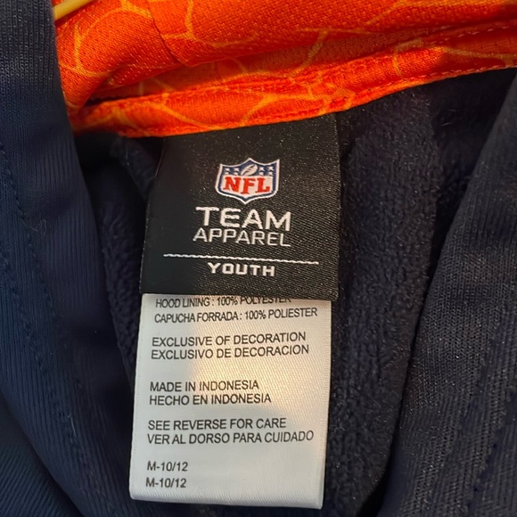 Gently worn official NFL Chicago Bears hoodie/kangaroo pocket, youth size 10-12 - Picture 4 of 5